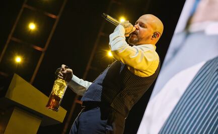 Residente resignifica el Palacio de los Deportes; abre su alma y su "cerebro" a sus fans en México