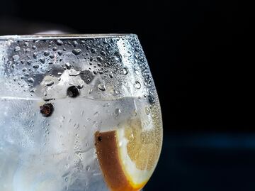 Como mantener tus bebidas frías sin usar hielo