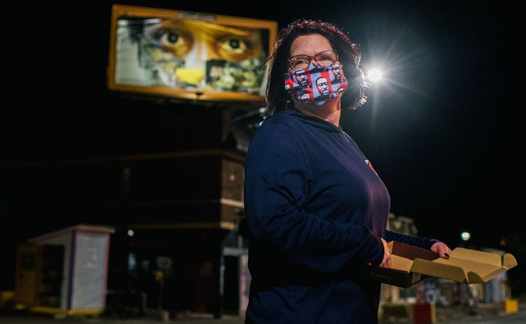 George Floyd murió en mayo pasado cuando cuatro agentes intentaron detenerlo por haber utilizado un billete falso para pagar en una tienda. Foto: AFP