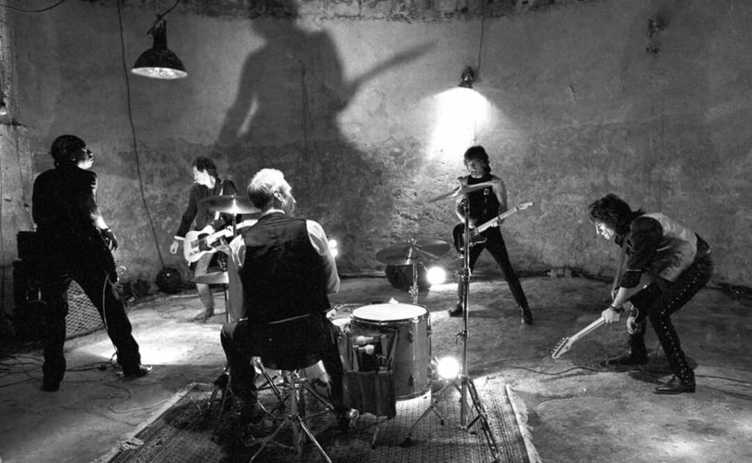 Mick Jagger en un hospital de leprosos