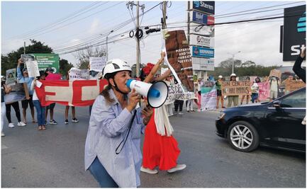 “Le pupu le mató le jaguar”: Bloquean carretera federal 307 en protesta contra el Tren Maya