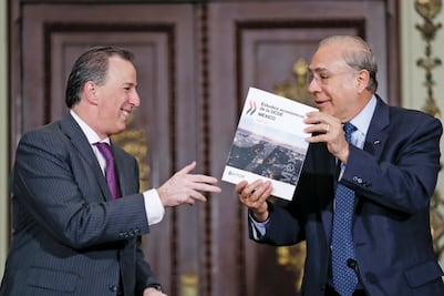 Secretarías tendrán libertad para ajustar los salarios: Meade