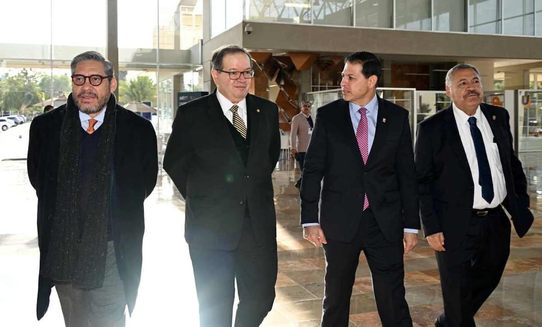 Rector de la UNAM, Leonardo Lomelí Vanegas en la Universidad Autónoma de San Luis Potosí (UASLP). Foto: Especial