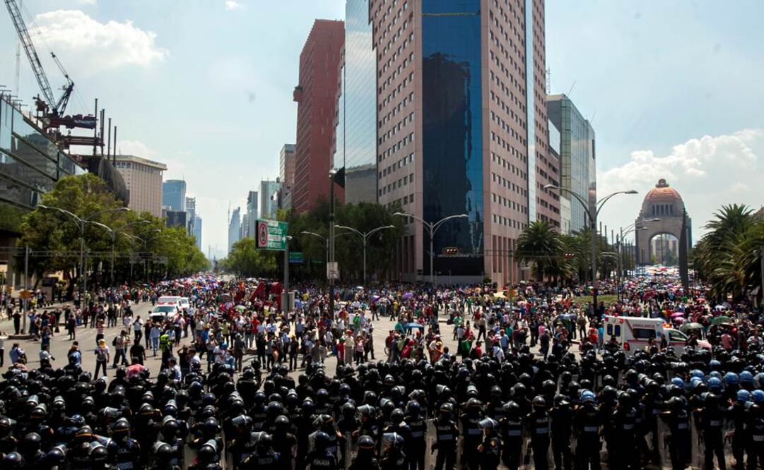 Actualmente 51% de los capitalinos tienen una opinión mala o muy mala de la policía frente a 30% que tiene una opinión buena o muy buena