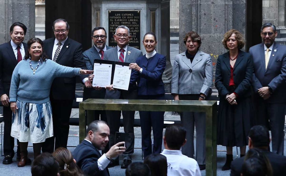 “Bachillerato nacional para todas y todos ¡Mi derecho, mi lugar!” en Patios Marianos de Palacio Nacional. Foto: Berenice Fregoso EL UNIVERSAL