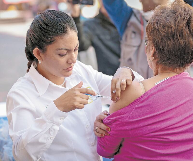 Re cordatorio. Salud aseguró que para el año 2019 se adquirieron 32 millones 400 mil vacunas contra el virus de la influenza. ARCHIVO EL UNIVERSA