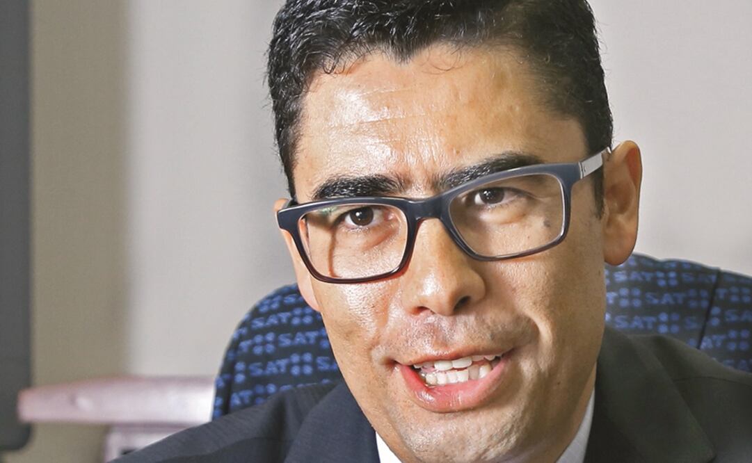 Trato áspero del SAT a viajeros