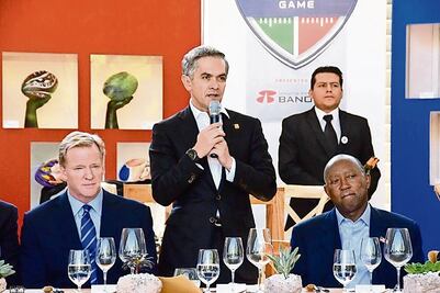 Mancera el anfitrión de la NFL