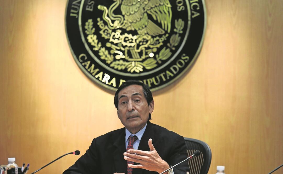 El secretario de Hacienda, Rogelio Ramírez de la O, afirmó que para 2024, la dependencia a su cargo proyecta un crecimiento histórico en el gasto de inversión superior al 4% de PIB. Foto: archivo/EL UNIVERSAL