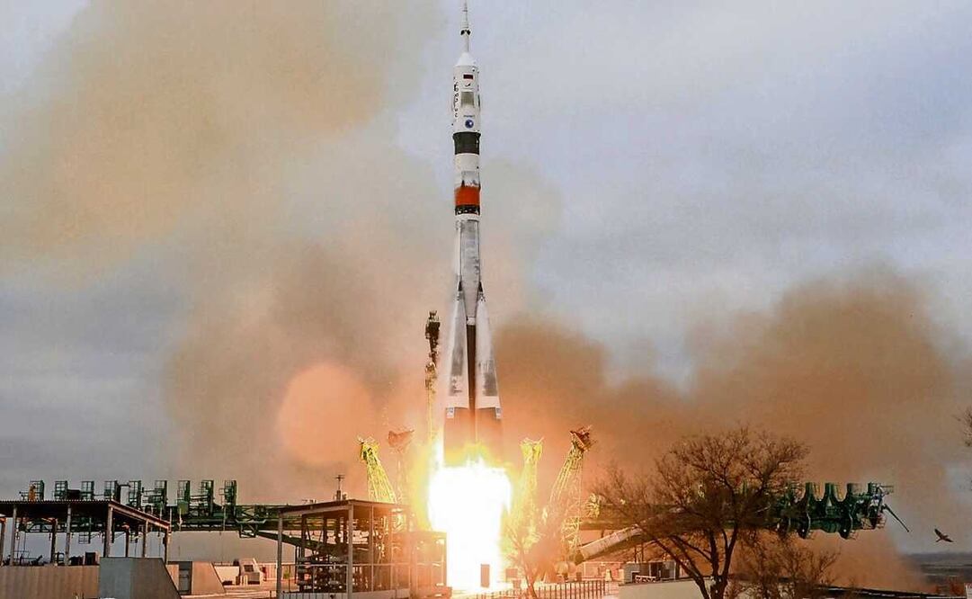 La nave espacial Soyuz MS-20 transporta a la tripulación del cosmonauta ruso Alexander Misurkin en diciembre de 2021. Foto: AFP/ Kirill Kudryavtsev, archivo