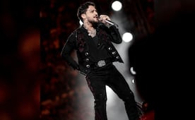 Christian Nodal cautiva a sus fans en Plaza de Toros; Ángela Aguilar acompaña a su esposo en el escenario