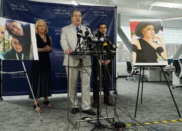 Alec Baldwin: Familia de Halyna Hutchins demanda al actor