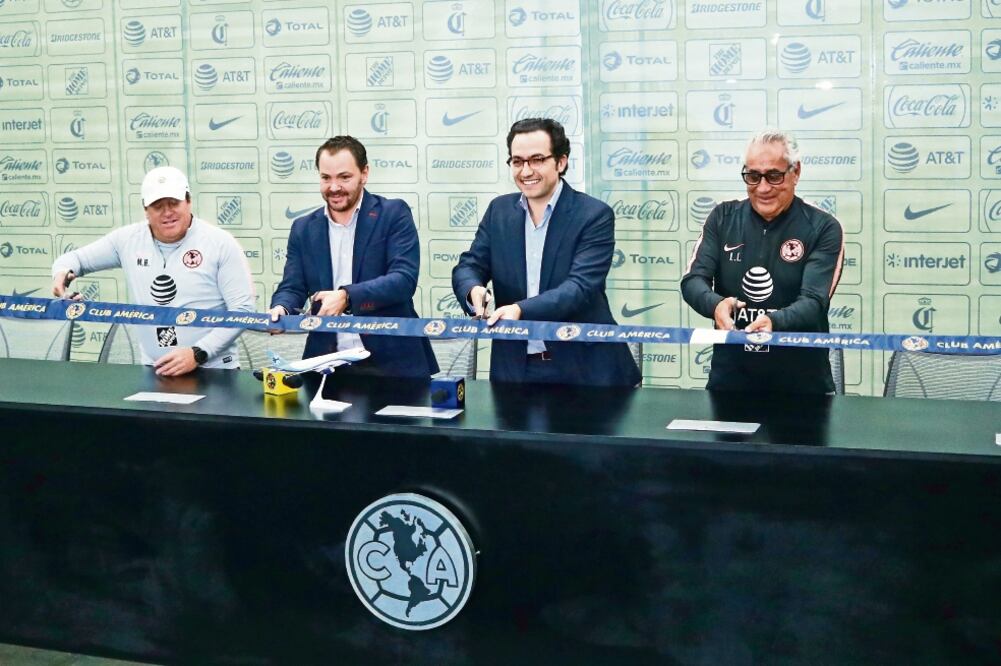 El dirigente de Coapa prepara la chequera para reforzar al equipo. ( IMAGO7)