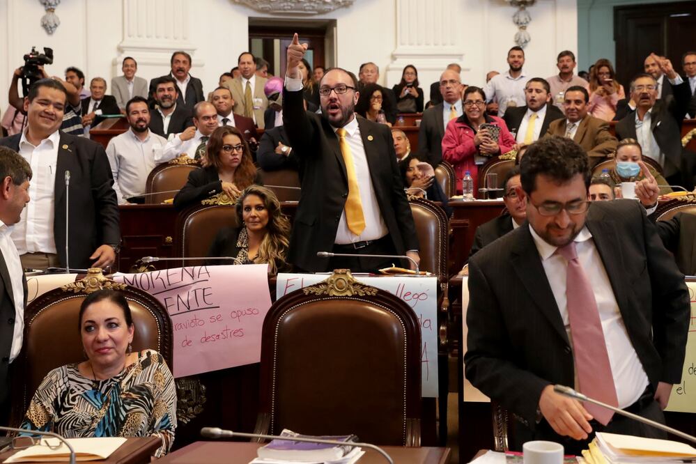 Solicita Morena a Corte atraer demanda de amparo contra destitución en Asamblea