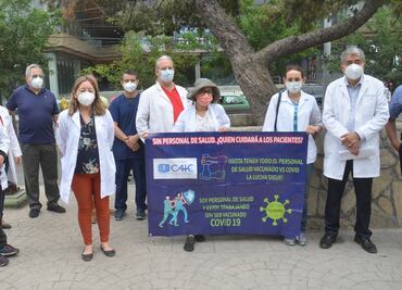 Médicos privados protestan en Nuevo León para exigir vacunas antiCovid