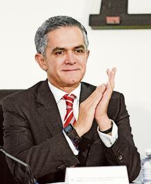 Movimientos en el gabinete de Mancera