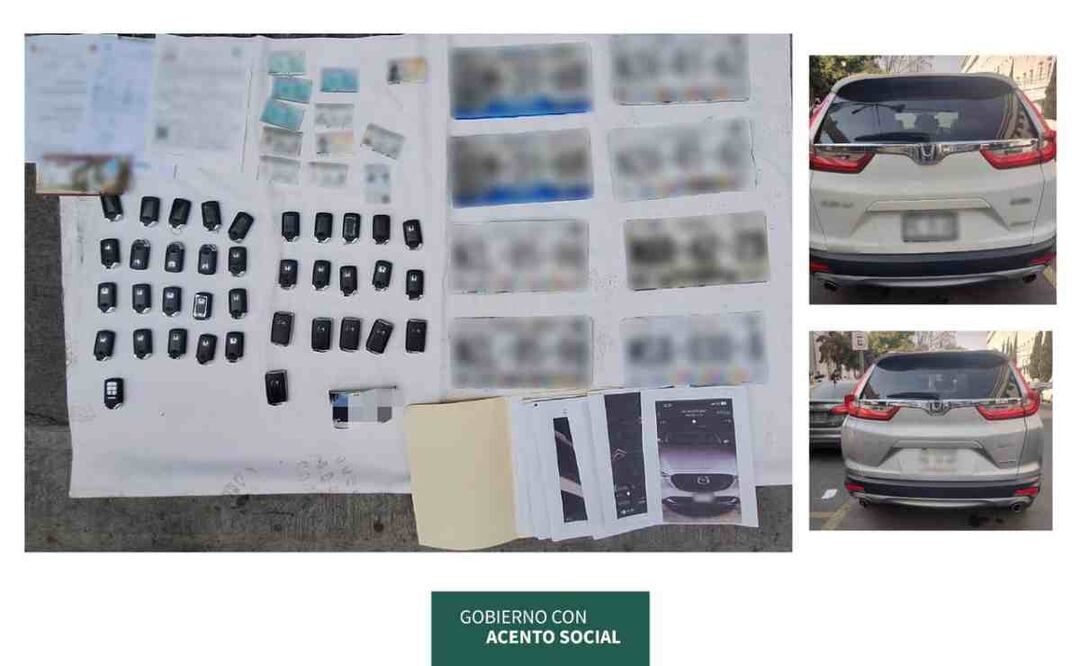 Tras la detención, dos vehículos de alta gama, 19 pares de llaves de vehículos, facturas, documentos e identificaciones apócrifas, además de ocho placas de circulación de los estados de México y Puebla. Foto: Especial