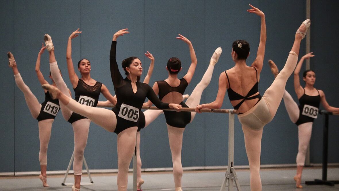 Imagen ilustrativa de bailarinas de ballet clásico. Foto: Crisanta Espinoza Aguilar/ Cuartoscuro