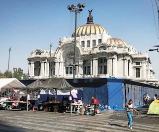 Ante 8M, protegen los monumentos