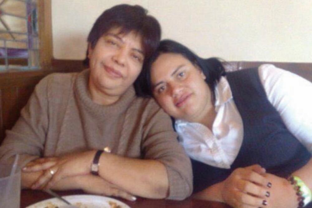 Doña Esther está orgullosa de su hija por sus logros deportivos (VANESSA ZAMBOTTI)