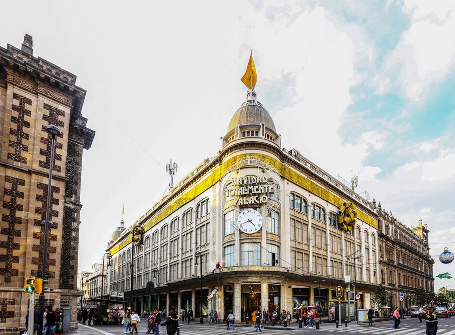El edificio del Palacio de Hierro ostenta una arquitectura art nouveau y art decó. (Foto: Ricardo Pérez/El Universal)
