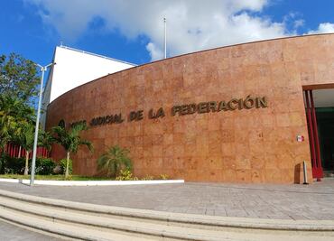 Dan 8 meses de cárcel a Carlos Mimenza por ataques contra periodista