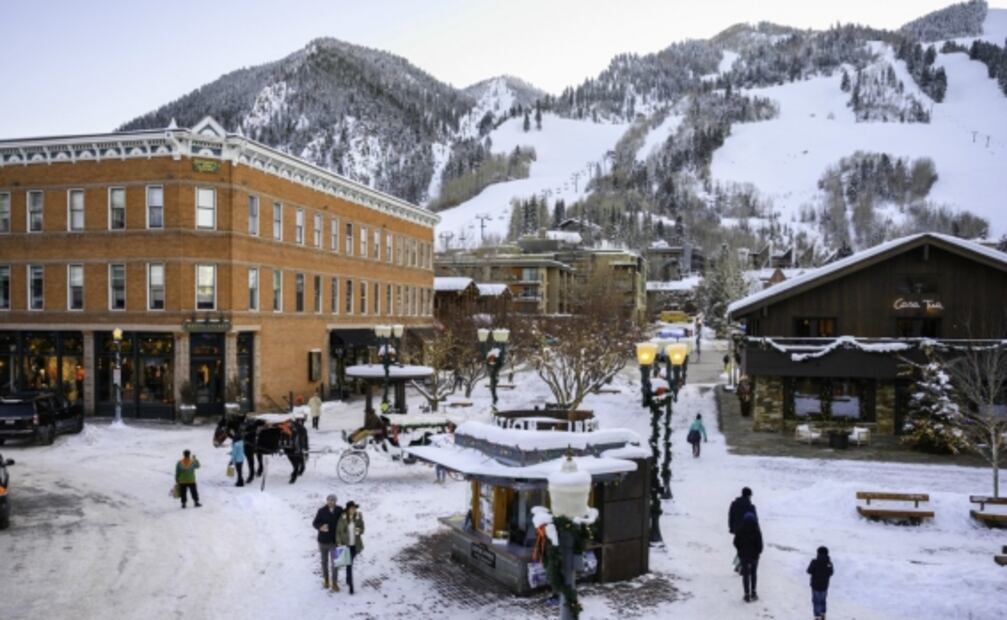 4 destinos de invierno para subirte a un trineo y gozar de la nieve