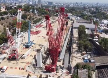Colocan la primera columna de la estación Observatorio del Tren Interurbano "El Insurgente"