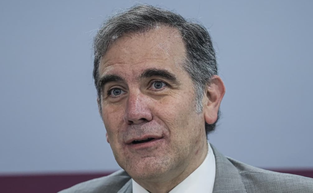 Lorenzo Córdova en el seminario “Proceso electoral 2026-2027: condiciones de equidad en la competencia”, que se lleva a cabo en el Instituto de Investigaciones Jurídicas de la UNAM. Foto: Gabriel Pano/ EL UNIVERSAL