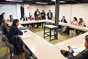 Llevan denuncias a la Secretaría de Gobierno