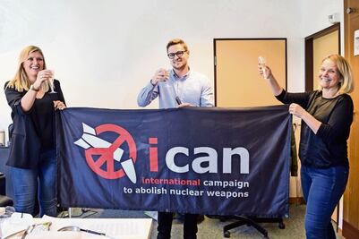 Desarme nuclear, impulsado con Nobel