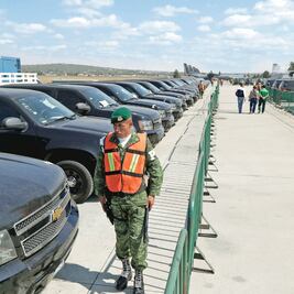 Presidente considera subasta un éxito; el dinero será para los pobres