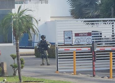 Fuerzas federales realizan operativos simultáneos en dos fraccionamientos de Culiacán; aseguran inmueble