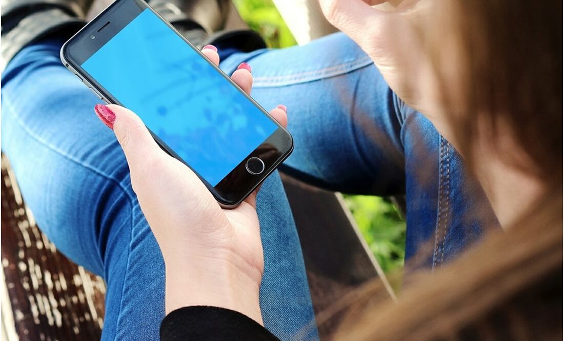 Algunos clientes señalaron problemas "con la red de datos" y "la cobertura" de la compañía telefónica. Foto: Pixabay