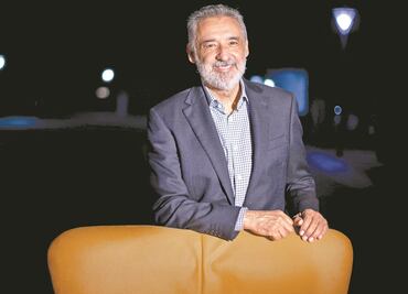 A líderes populistas les es útil tomar a la prensa como enemigo: Lázaro Ríos