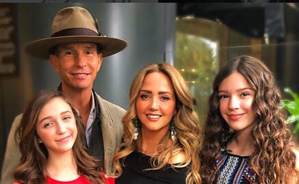 Deslumbra la hija de Andrea Legarreta y Erik Rubín