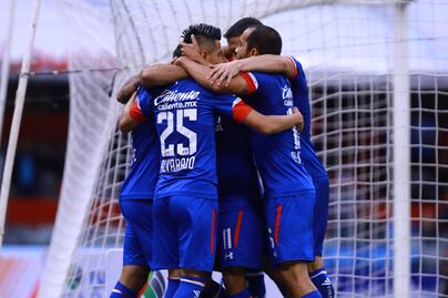 Continúa el invicto de Cruz Azul en el torneo