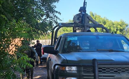 Detienen a dos hombres tras ataque a convoy militar en Navolato, Sinaloa; aseguran armas y 2 vehículos