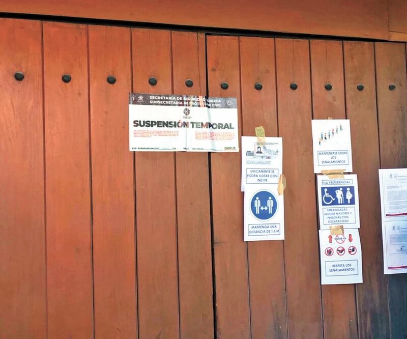 Protección Civil acudió al lugar de la votación del proceso interno del PAN. ESPECIAL