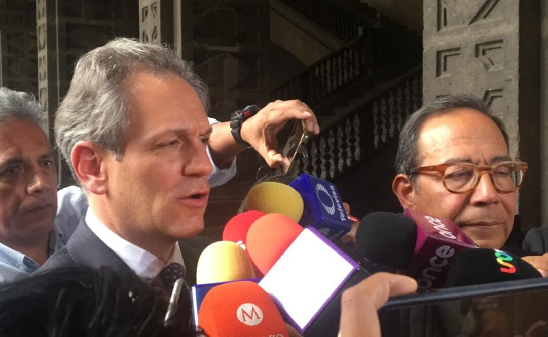 El presidente del Consejo Mexicano de Negocios, Antonio del Valle y el presidente del Consejo Coordinador Empresarial, Carlos Salazar. FOTO: Especial