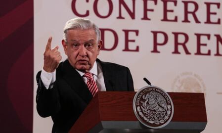 INE ordena a Presidencia eliminar “posdata” de AMLO al inicio de sus mañaneras