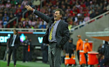 Ricardo La Volpe pide trabajo en Boca Juniors