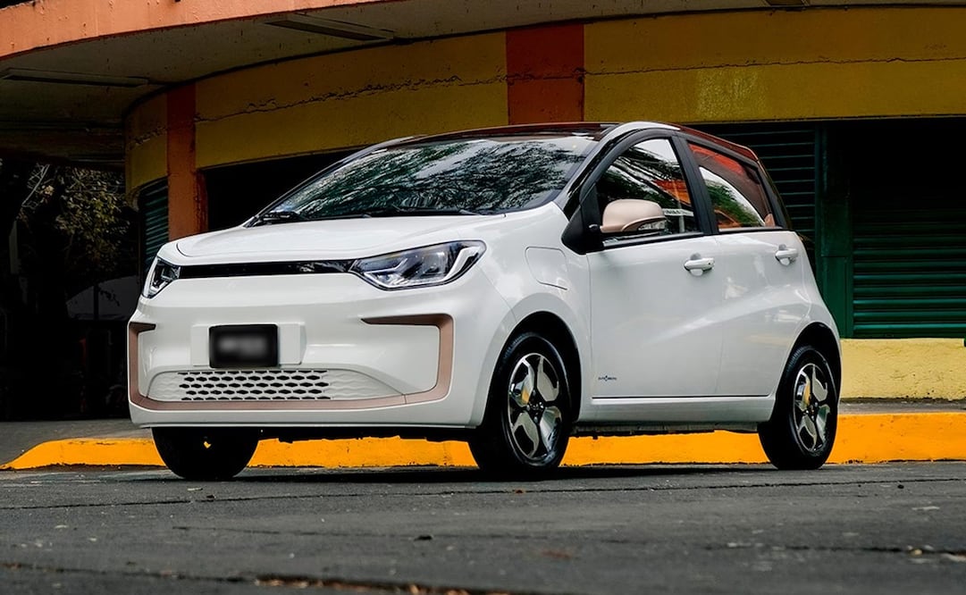 Este auto eléctrico es de una popular marca China. Foto: JAC