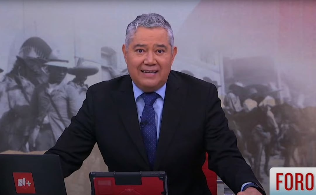 Santos Mondragón en la cobertura del desfile cívico militar de la Revolución Mexicana. Foto: YouTube Nmás