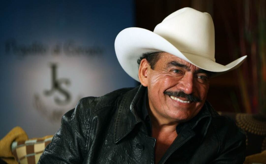 El cantante y compositor mexicano, Joan Sebastian, falleció este lunes a los 64 años de edad, víctima de complicaciones derivadas al cáncer de huesos que padecía desde hace varios años   Foto: Archivo/EL UNIVERSAL