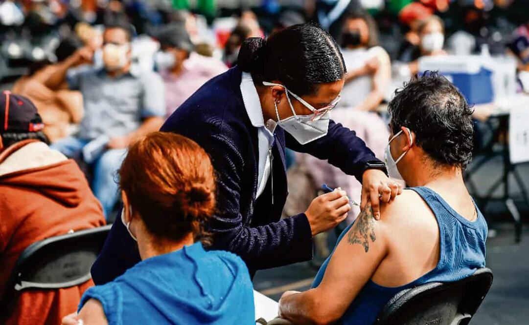 Habitantes de otros estados e incluso extranjeros podrán vacunarse en el Estado de México