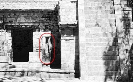 Devuelven a México fragmento de columna extraída de sitio arqueológico