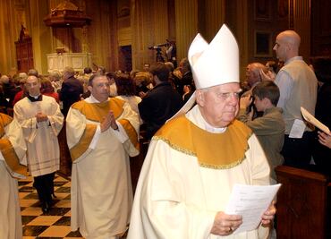 Fallece cardenal acusado de encubrir pederastas en EU