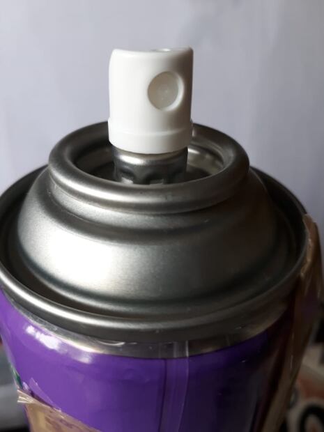 Bisfenol y ftalatos, químicos tóxicos en alimentos enlatados y agua embotellada