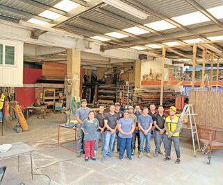 Talleristas de teatro crearán muebles para el sector salud